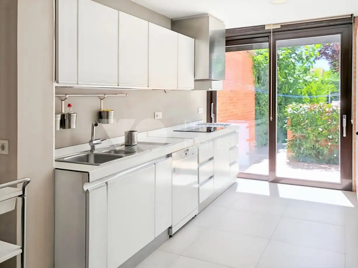 Kitchen of Houses for rent in Majadahonda  with Heating, Private garden and Terrace