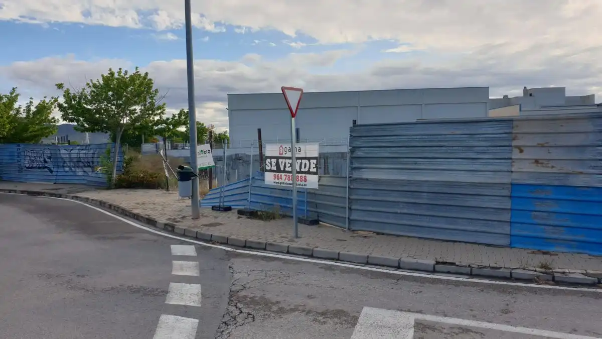 Terreny industrial en venda en La Vall d'Uixó