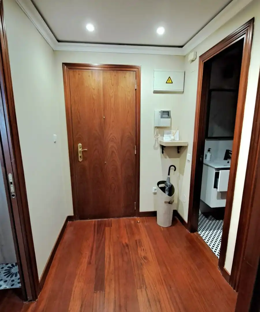 Wohnung zur Miete in Gijón  mit Heizung, Parkett und Möbliert