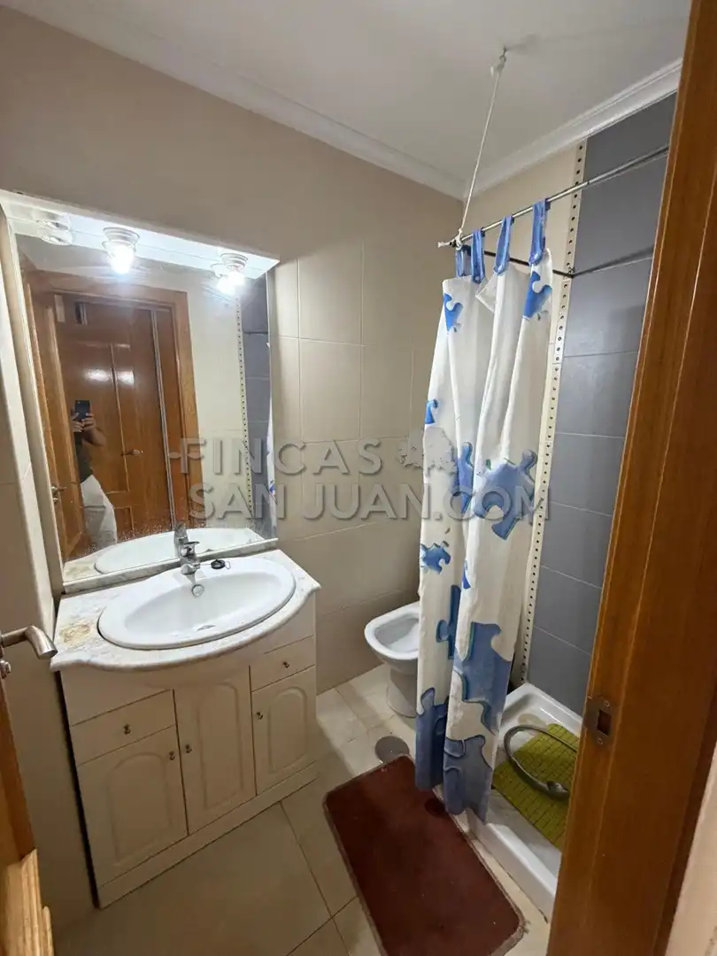 Bathroom of Flat for sale in Dolores, Alicante