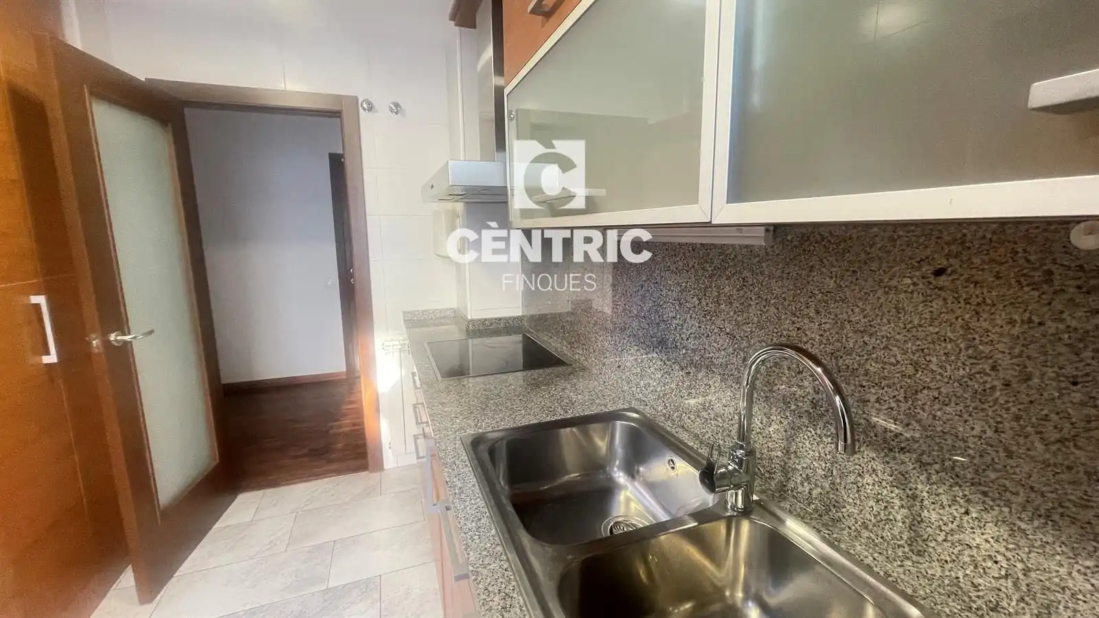 Küche von Wohnung zum Verkauf in Terrassa