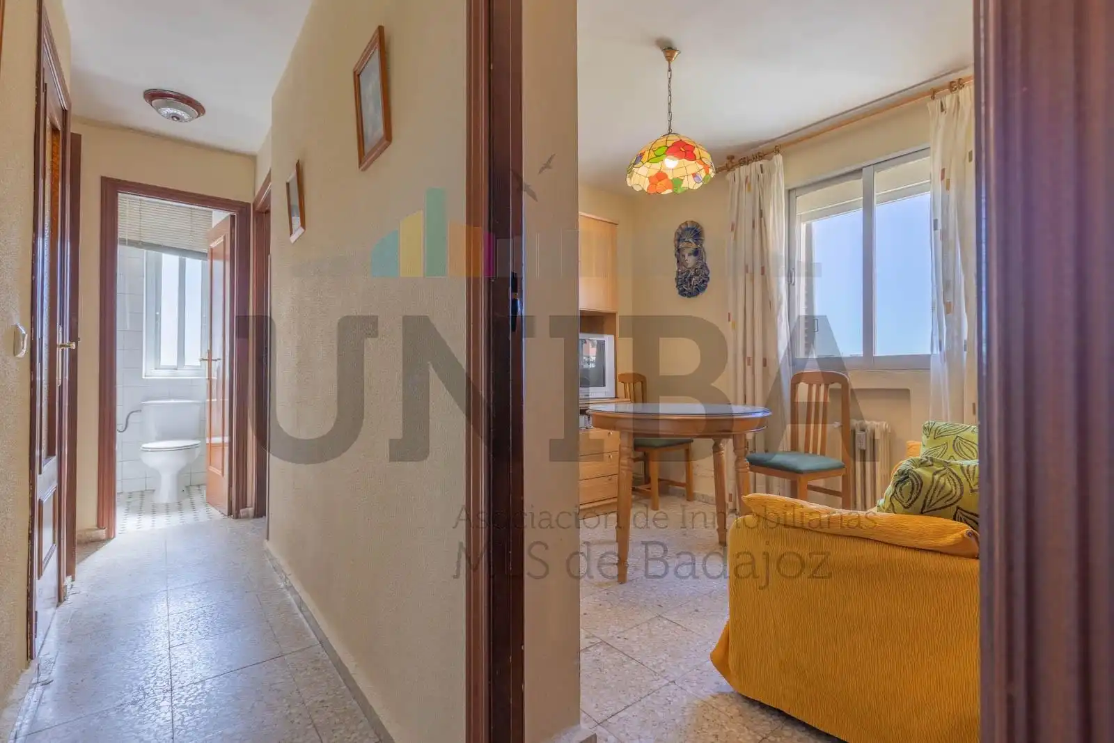 Sala d'estar de Pis en venda en Valdepasillas - La Paz - Huerta Rosales