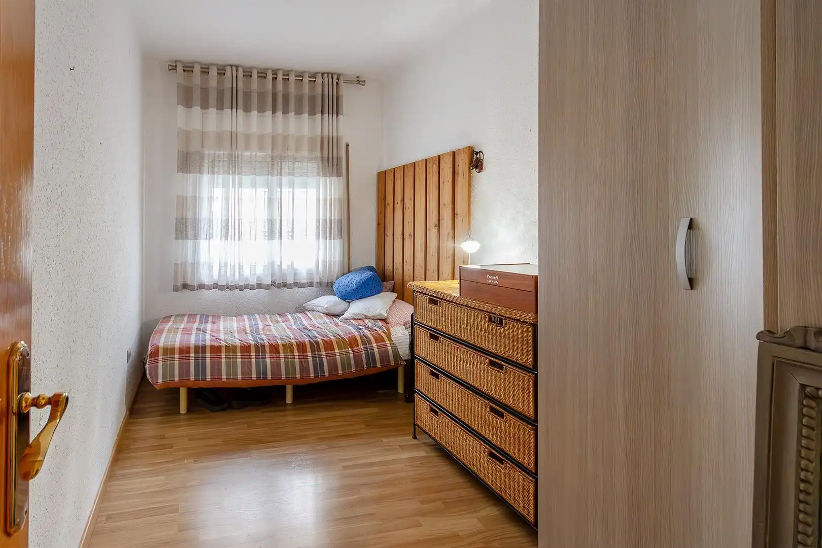 Schlafzimmer von Wohnung zum Verkauf in Sant Boi de Llobregat mit Heizung