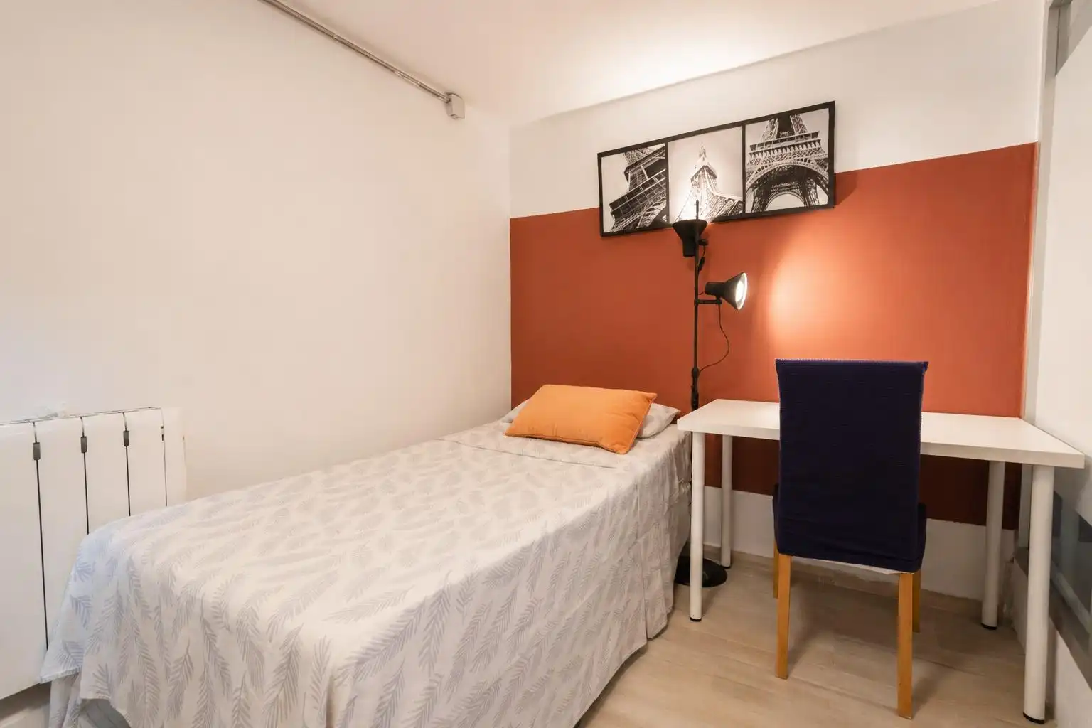 Habitación de Piso en venta en Madrid con Calefacción