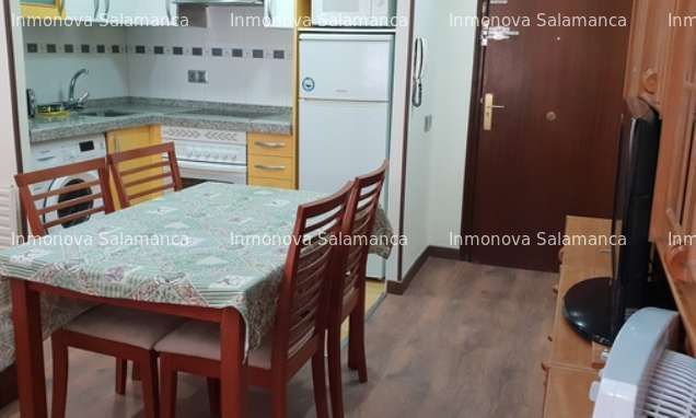 Kitchen of Flat to rent in Salamanca Capital  with Heating and Furnished