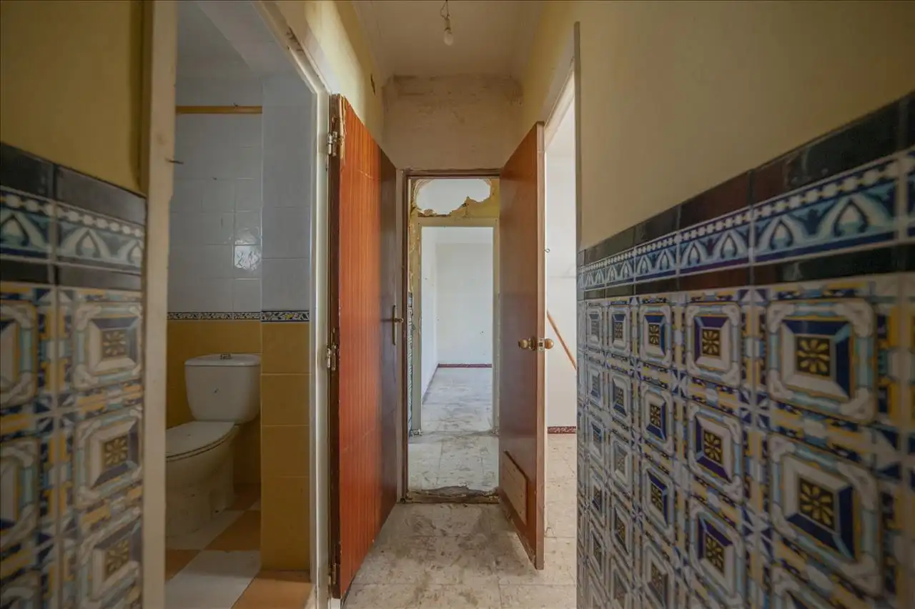 Casa adosada en venda en Paterna del Campo amb Terrassa