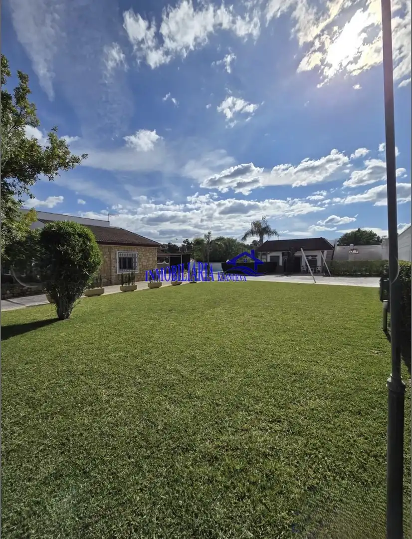Garden of Houses for sale in Córdoba  with Swimming Pool