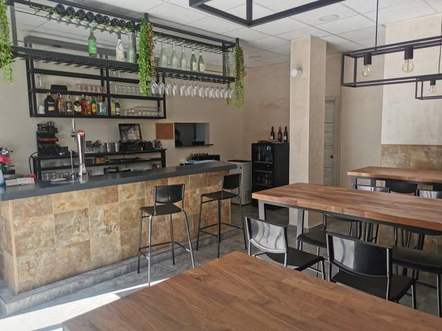 Local comercial en Alquiler en Crevillet