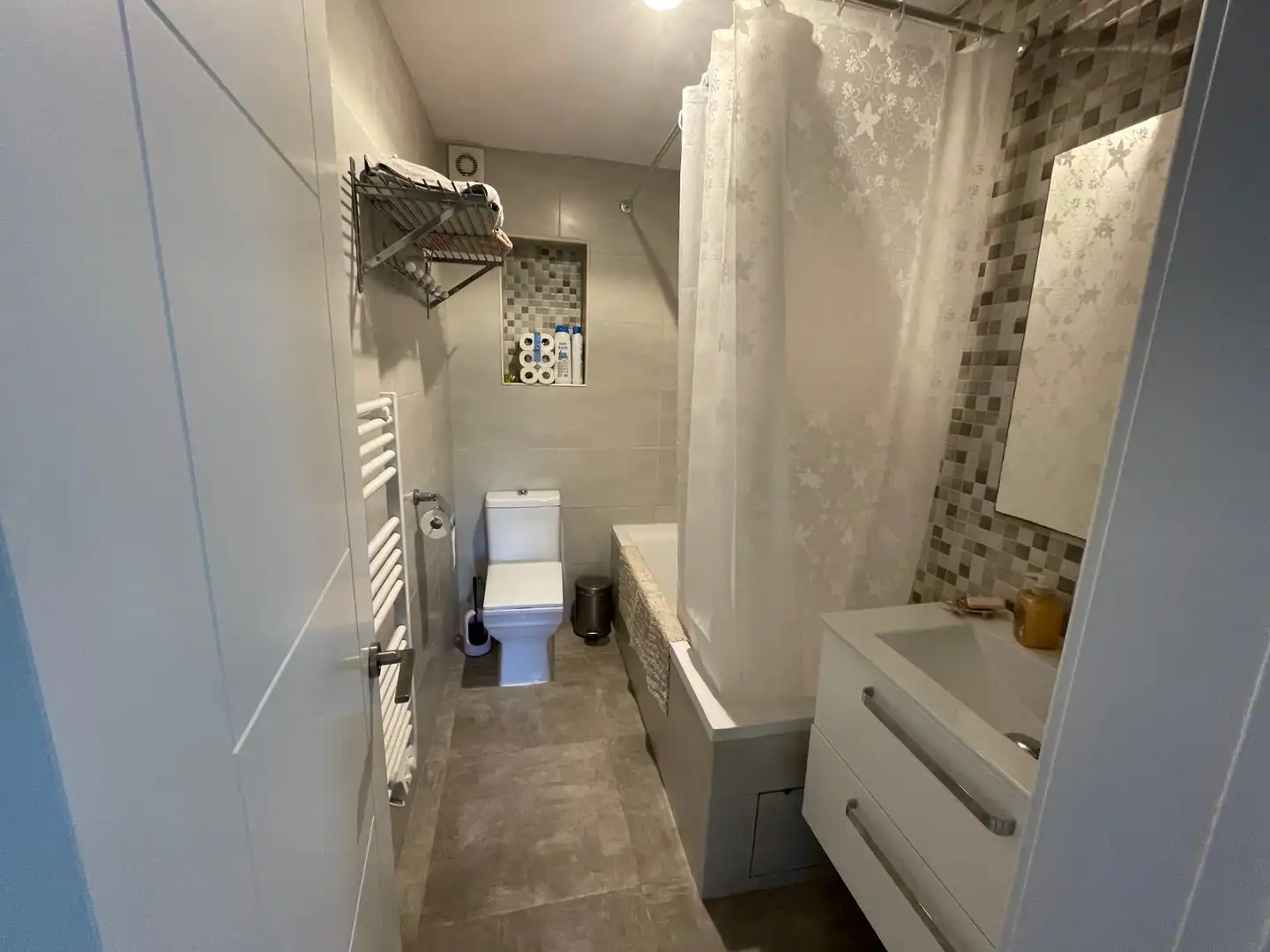Bathroom of Houses for sale in Alhaurín El Grande  with Air Conditioner, Private garden and Terrace