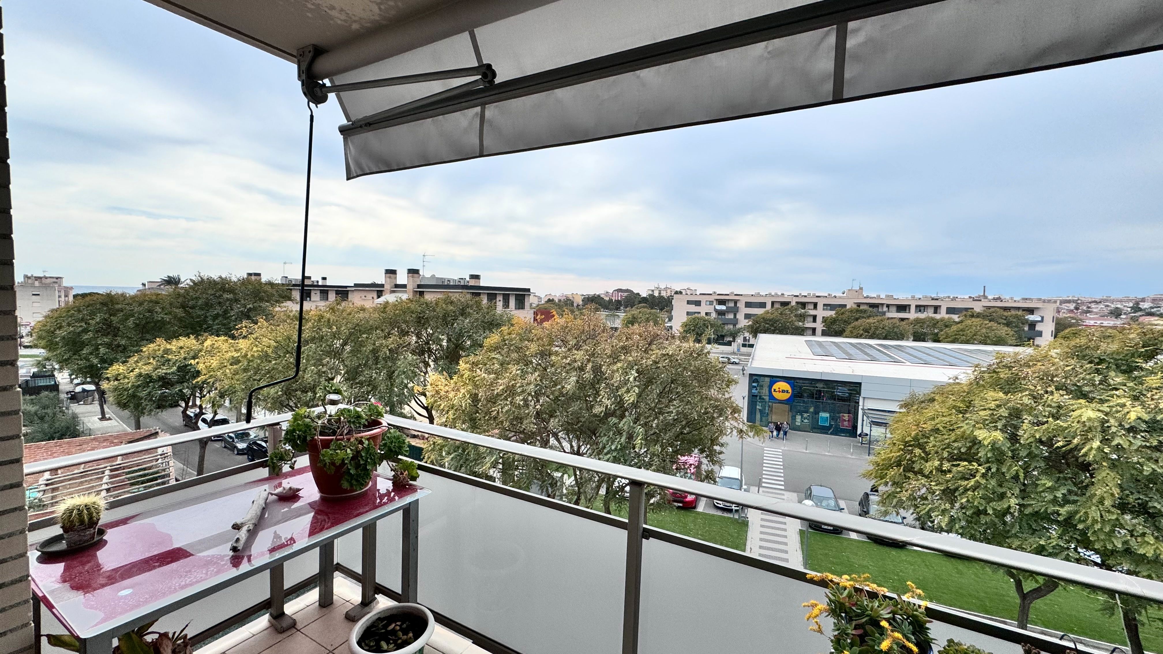 Terrace of Flat for sale in Torredembarra  with Air Conditioner, Heating and Parquet flooring