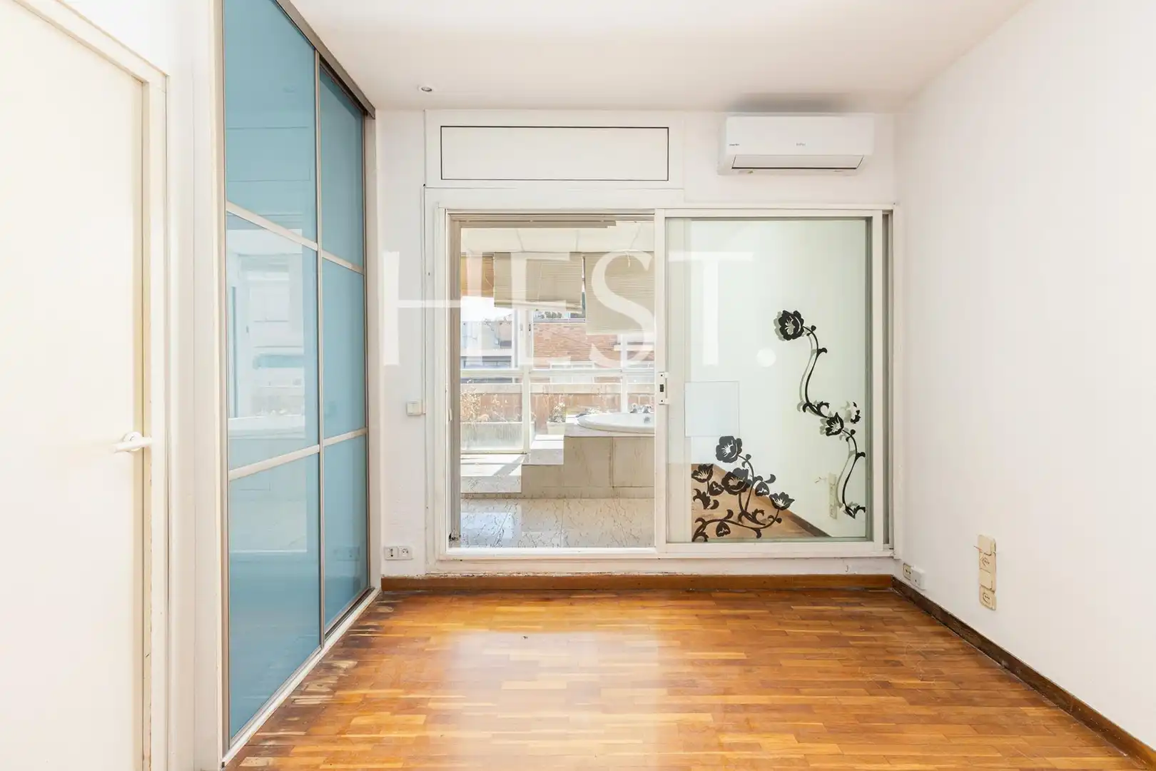 Penthouse with lift for sale in Carrer Turó de Monterols, imagen 28