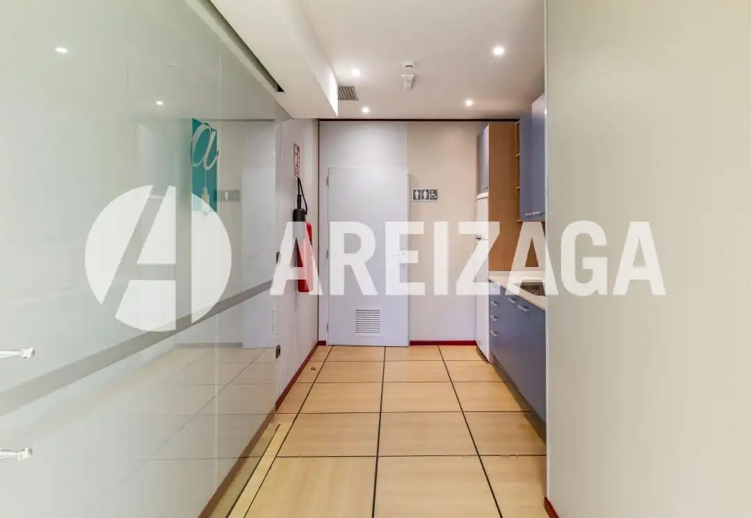 Office for rent in Donostia - San Sebastián   with Air Conditioner and Heating