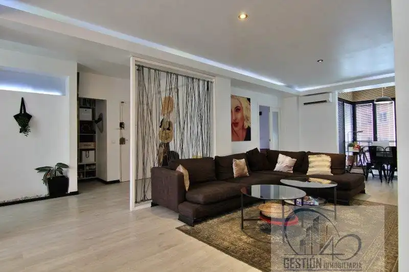 Sala de estar de Piso en venta en  Santa Cruz de Tenerife Capital con Aire acondicionado, Parquet y Balcón