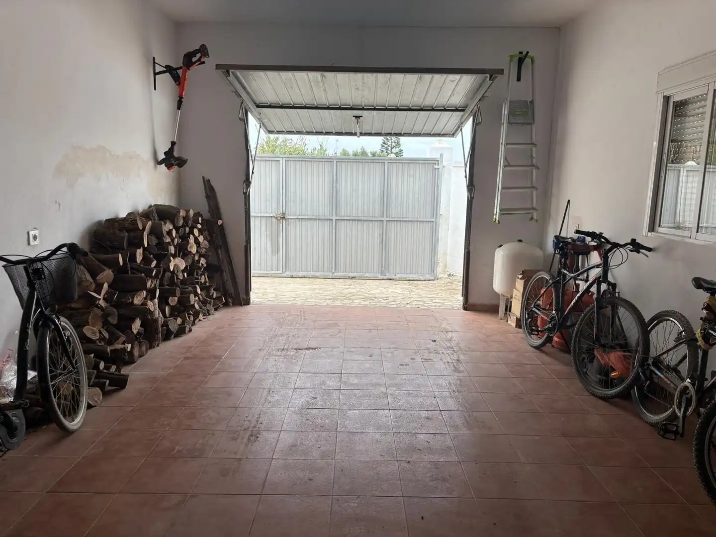 Finca rústica en venda en Barbate amb Jardí privat, Terrassa i Traster