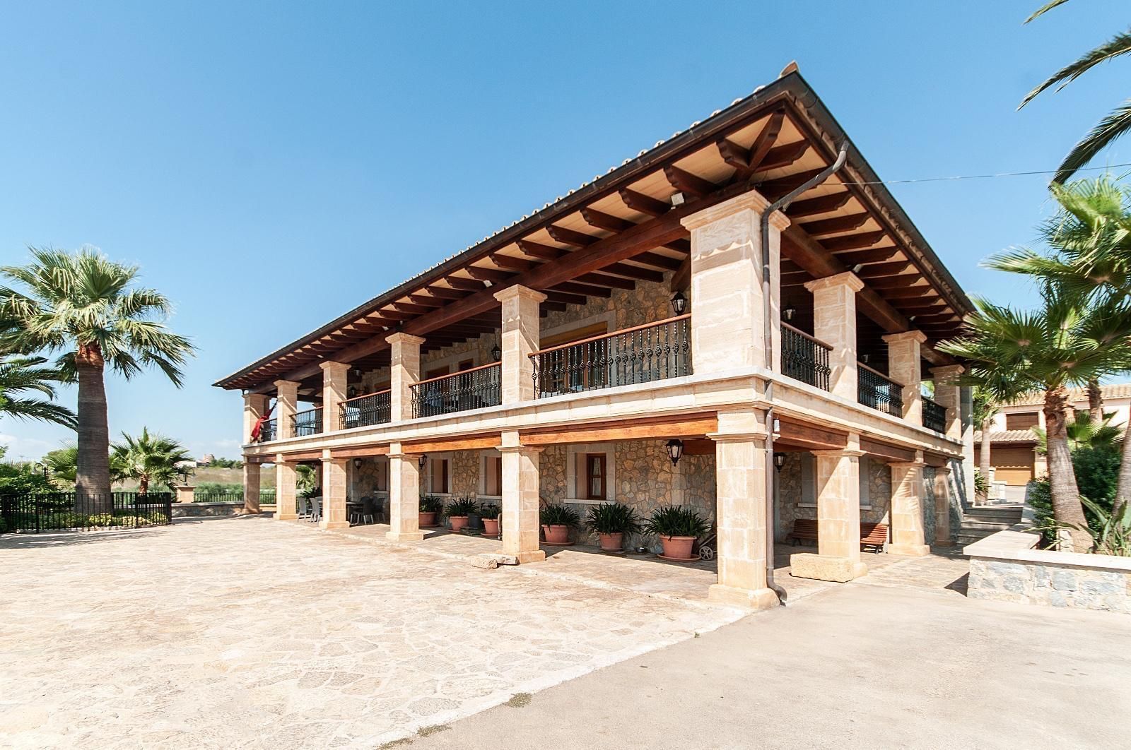 Vista exterior de Casa o xalet en venda en  Palma de Mallorca amb Aire condicionat, Calefacció i Traster