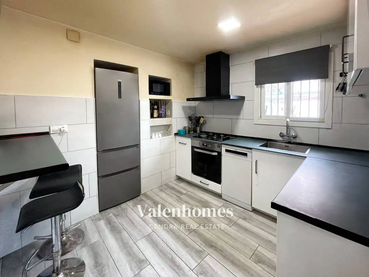 Kitchen of Houses for sale in Lliçà d'Amunt  with Air Conditioner, Private garden and Furnished
