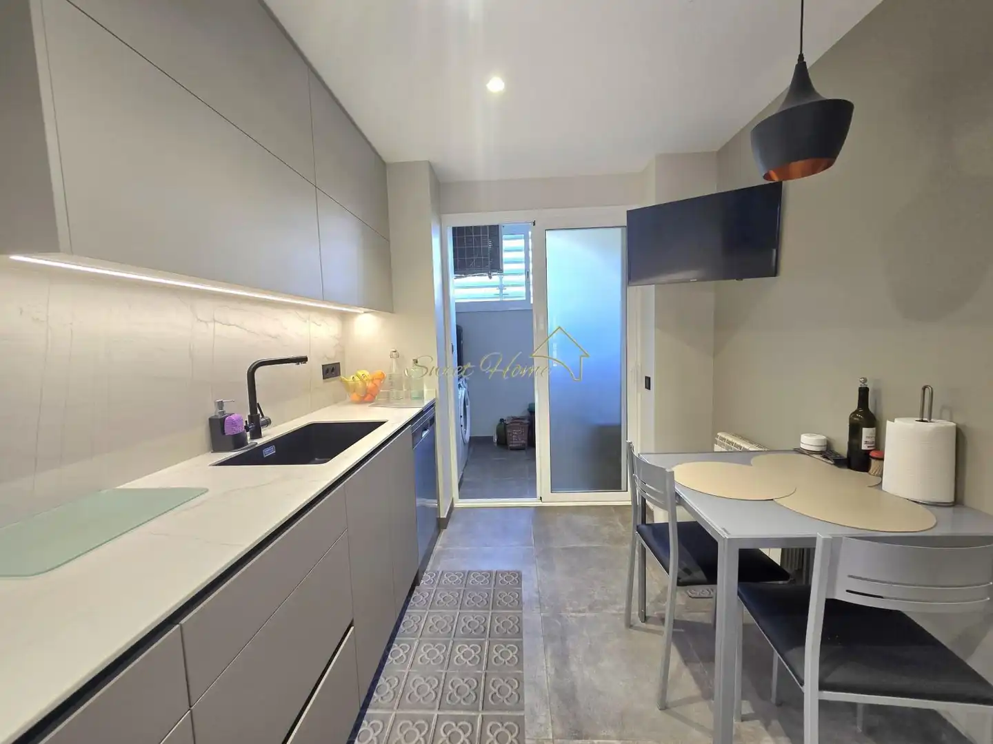 Küche von Wohnung zum Verkauf in Montgat mit Klimaanlage, Heizung und Parkett