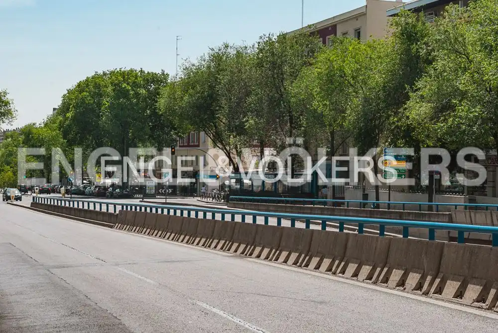 Vista exterior de Apartament de lloguer en Madrid amb Aire condicionat i Calefacció