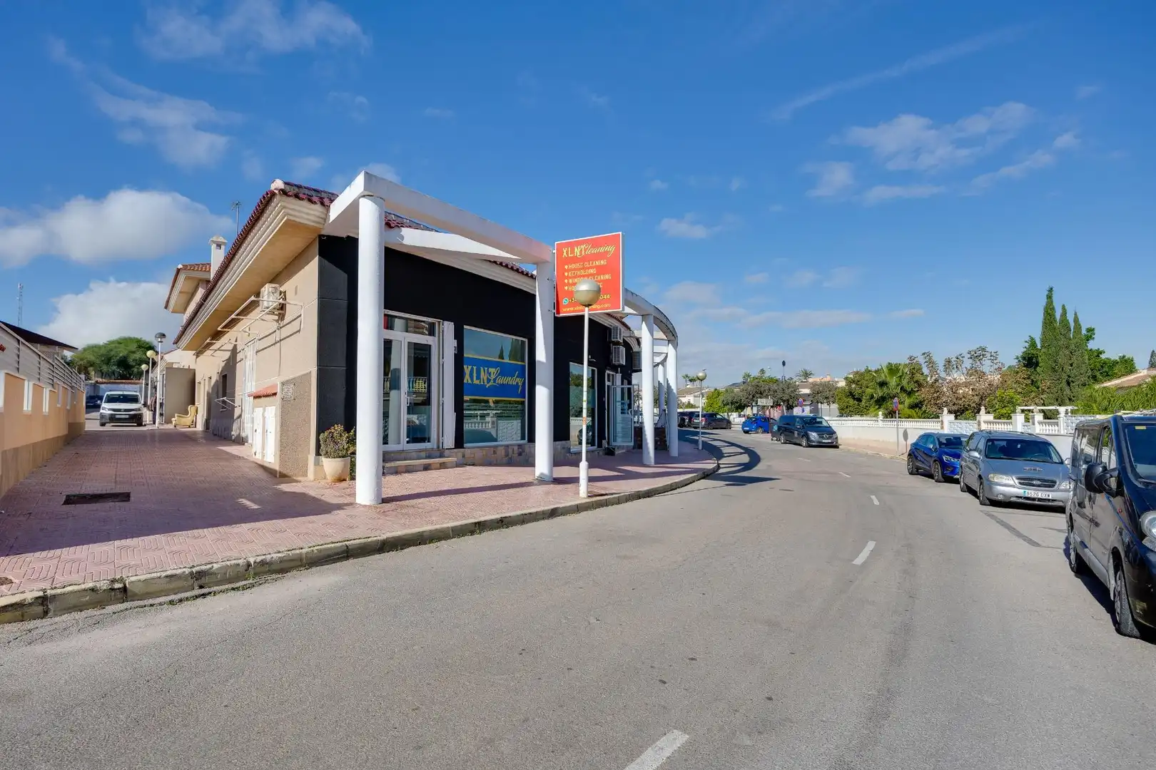Commercial properties for sale in Doña Pepa