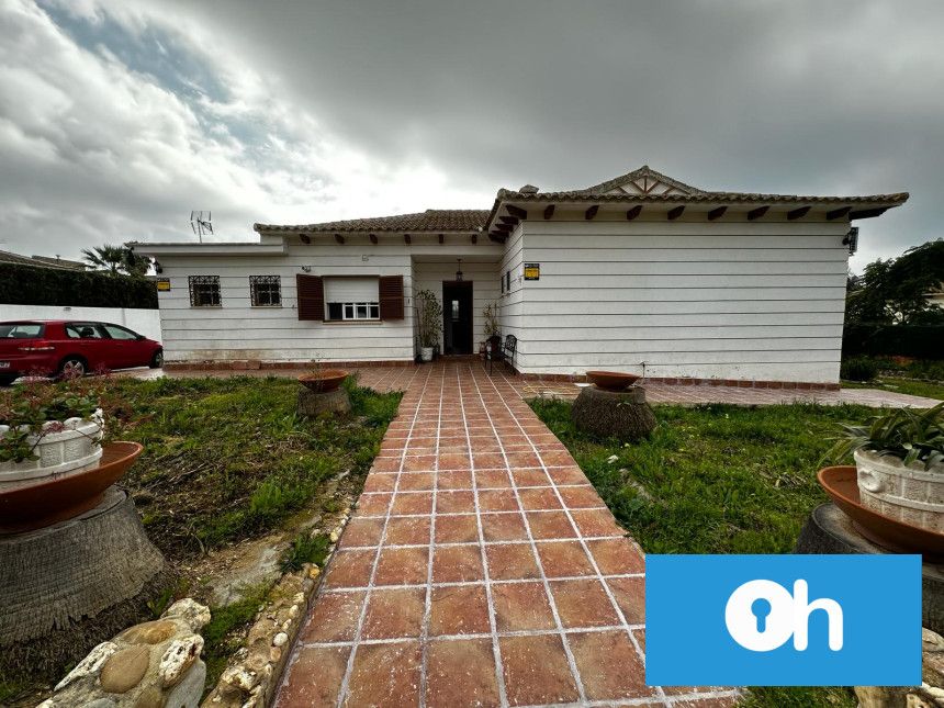 Exterior view of Single-family semi-detached for sale in Aljaraque  with Air Conditioner, Private garden and Terrace