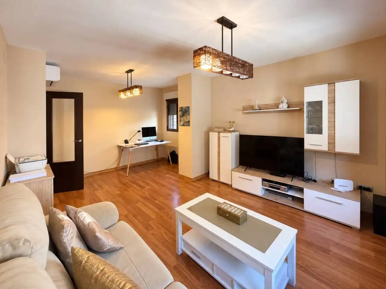 Flat with lift for sale in Plaza Calvari