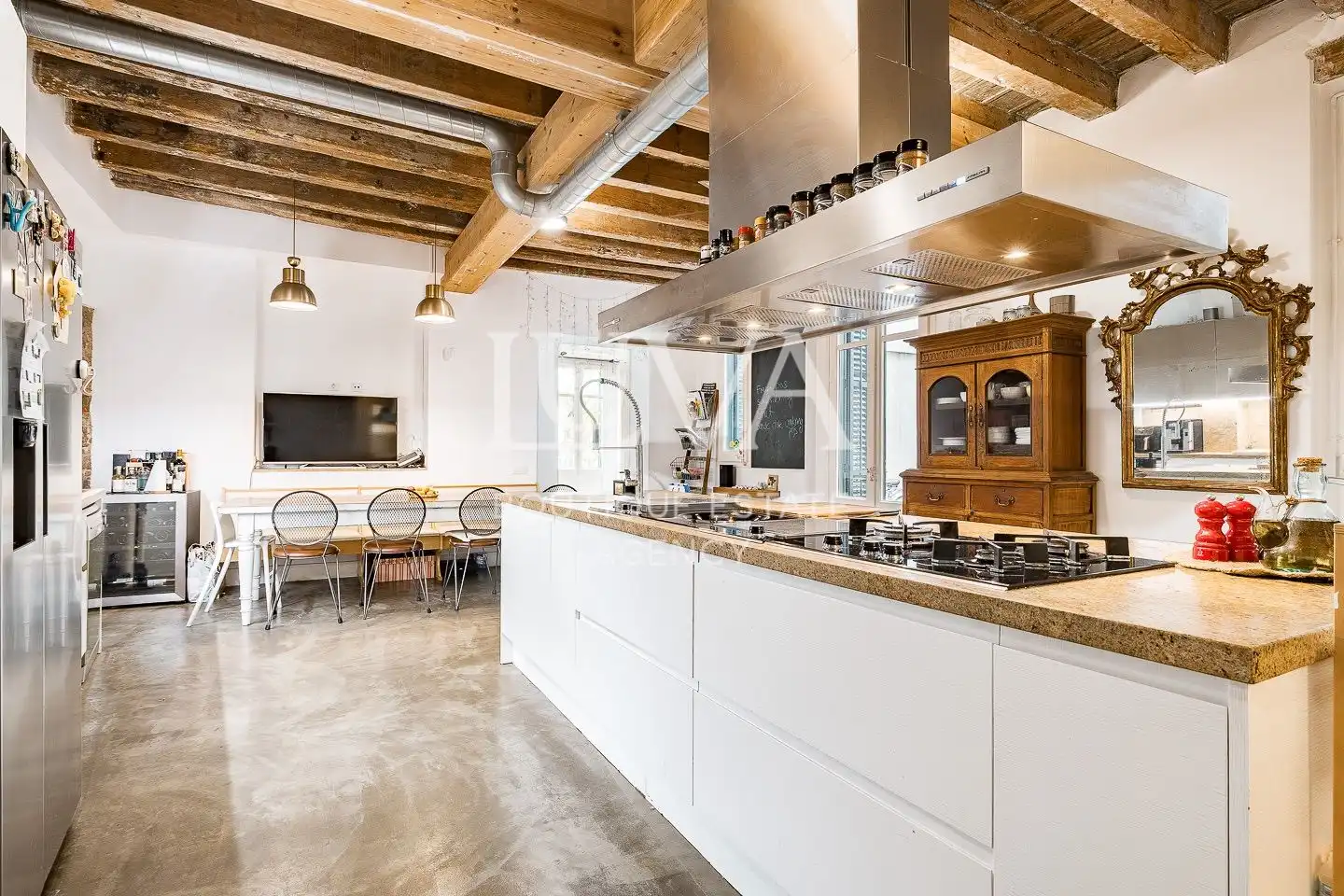 Cocina de Apartamento en venta en Barcelona con Aire acondicionado, Calefacción y Terraza