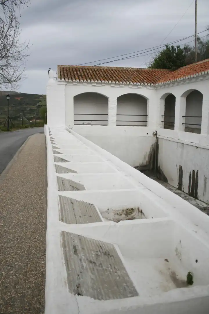 Außenansicht von Wohnung zum Verkauf in Gualchos mit Klimaanlage, Heizung und Terrasse