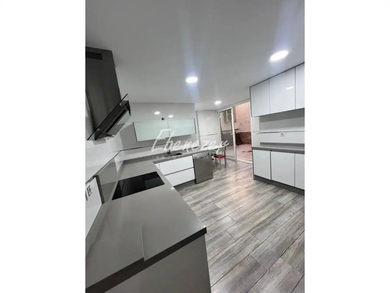 Flat with terrace for sale in Alfonso XIII, imagen 5