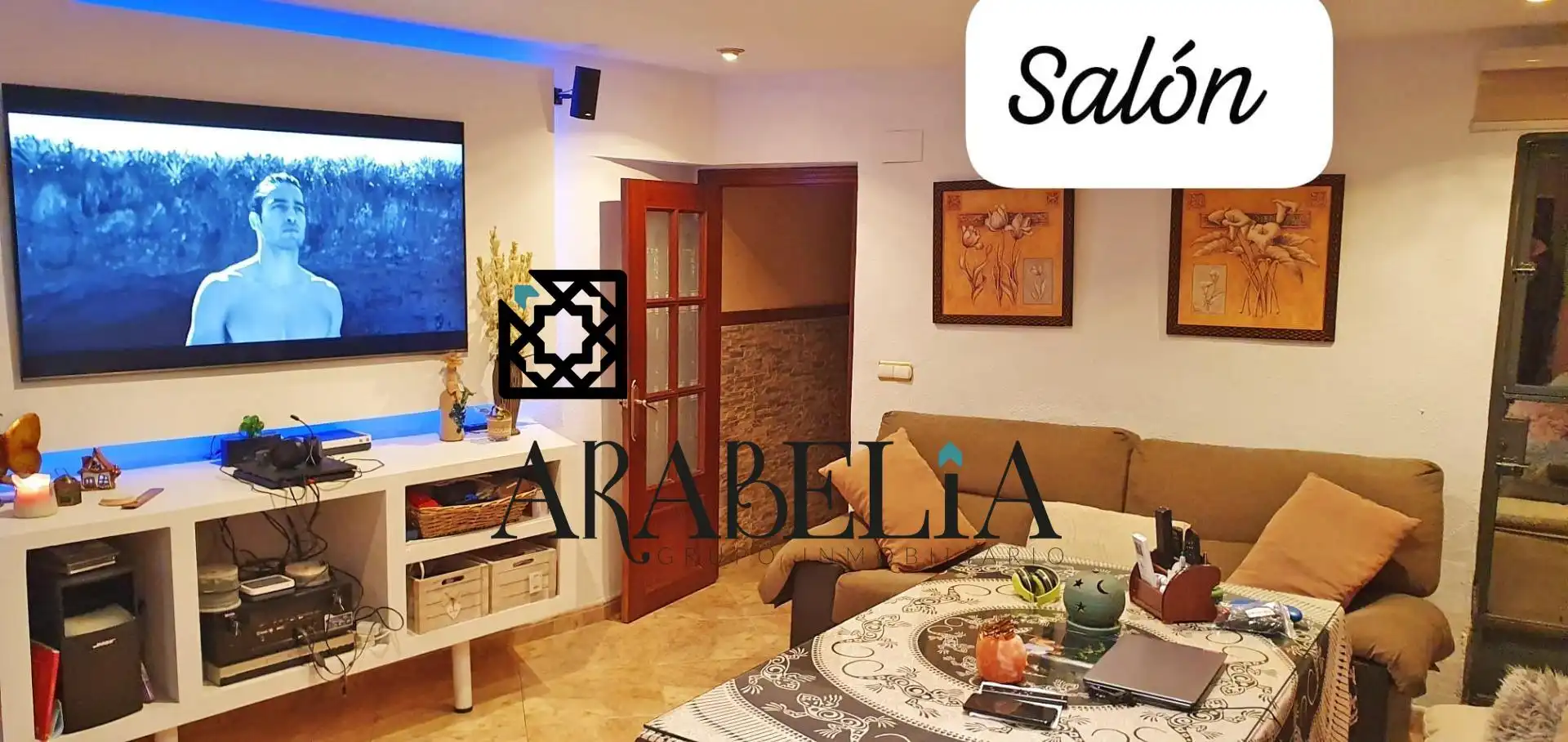 Sala d'estar de Casa o xalet en venda en Córdoba amb Aire condicionat