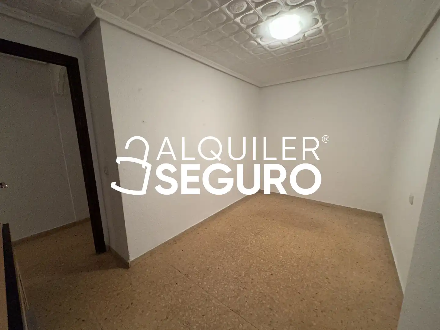 Dormitori de Pis de lloguer en Benetússer amb Aire condicionat, Terrassa i Moblat