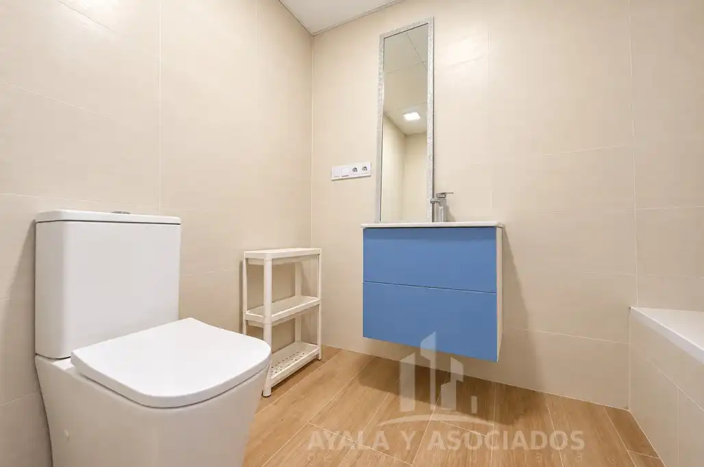 Bany de Casa o xalet en venda en Cartagena amb Jardí privat i Piscina