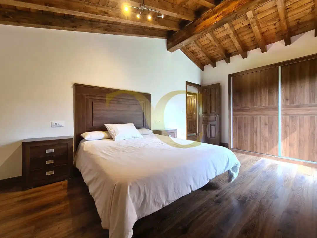 Habitación de Casa o chalet en venta en Ribadesella con Calefacción, Jardín privado y Trastero