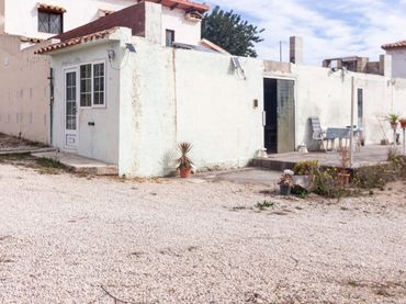 Casa con jardín en venta en Partides comunes - Adsubia