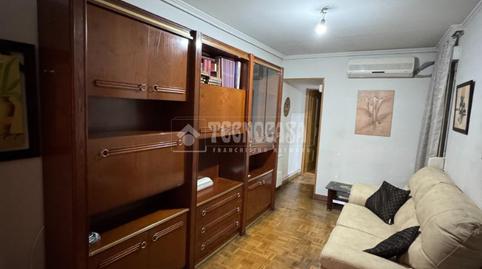 Photo 3 of Flat for sale in Moscardó, Madrid