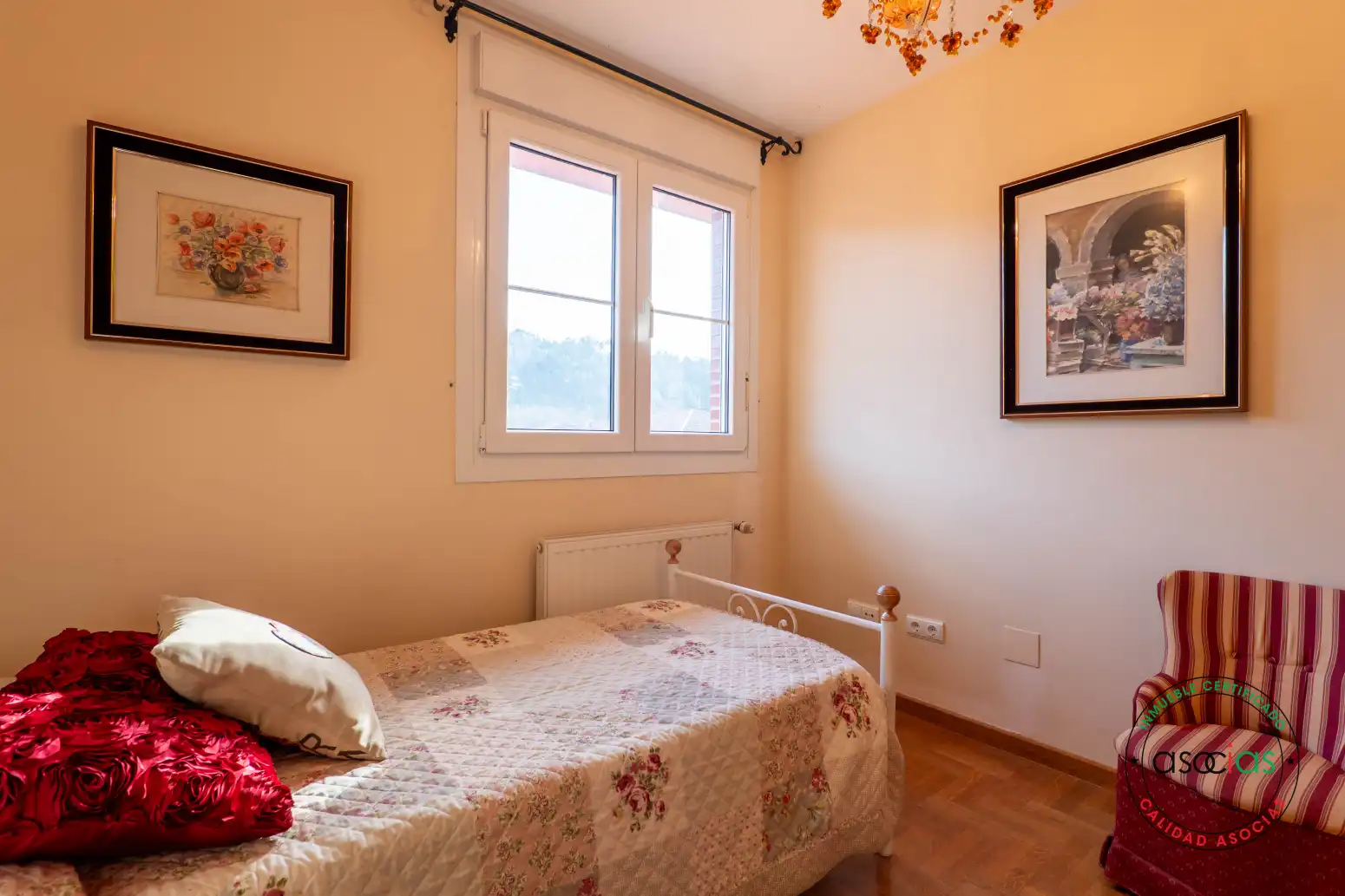 Habitación de Casa adosada en venta en Gozón con Calefacción, Jardín privado y Parquet