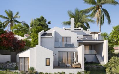 Exterior view of Single-family semi-detached for sale in Estepona  with Private garden and Terrace