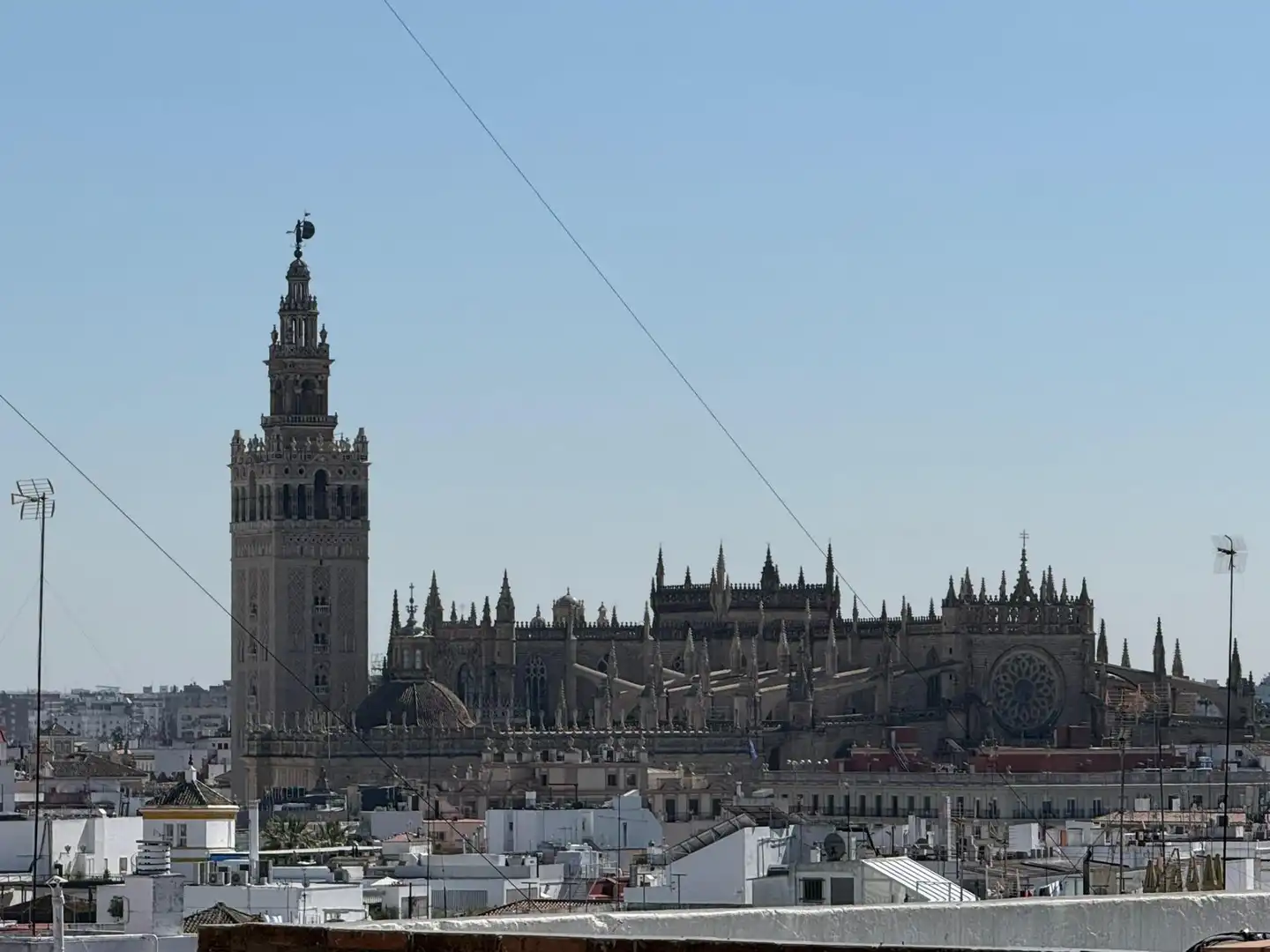 Außenansicht von Dachboden zur Miete in Sevilla mit Klimaanlage und Terrasse