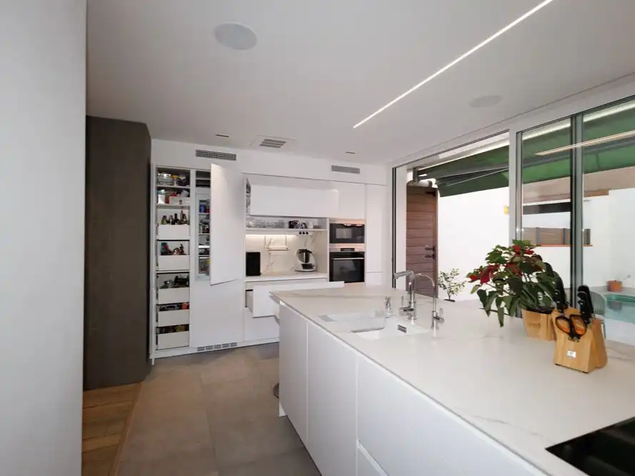 Maison mitoyenne avec jardin à vendre à Carrer de Josep Renom 0, imagen 9