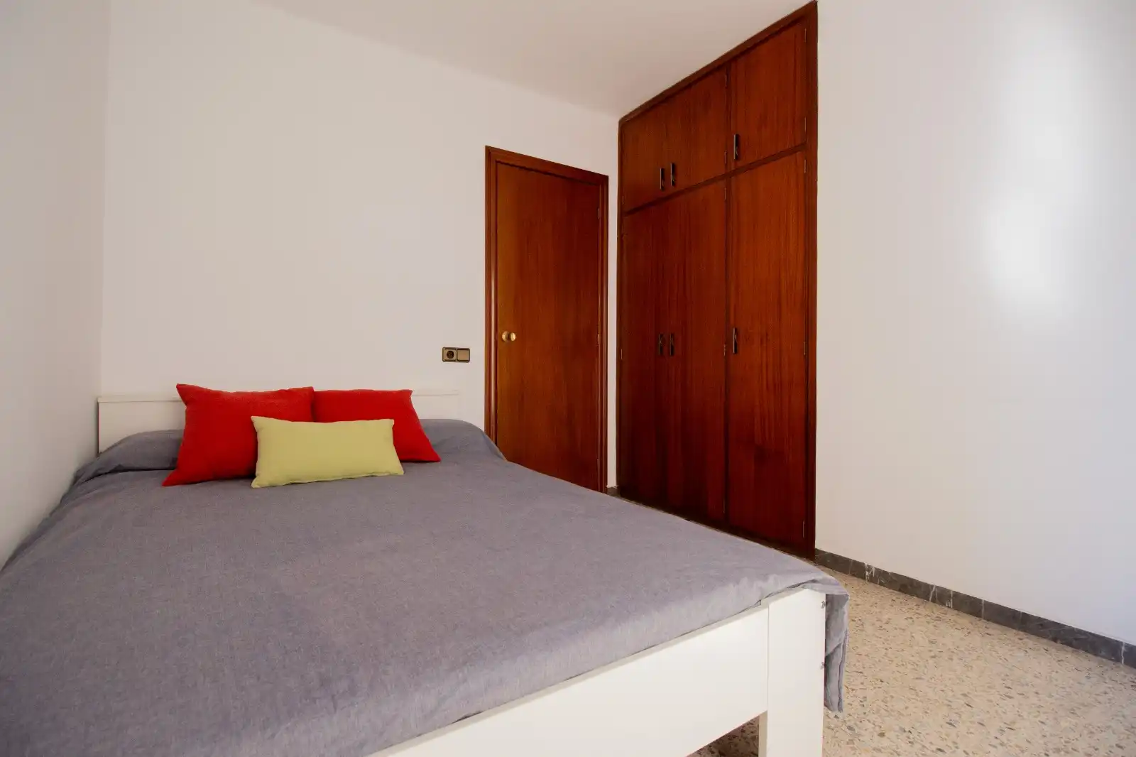 Piso con terraza en venta en Carrer Alfons II, imagen 15