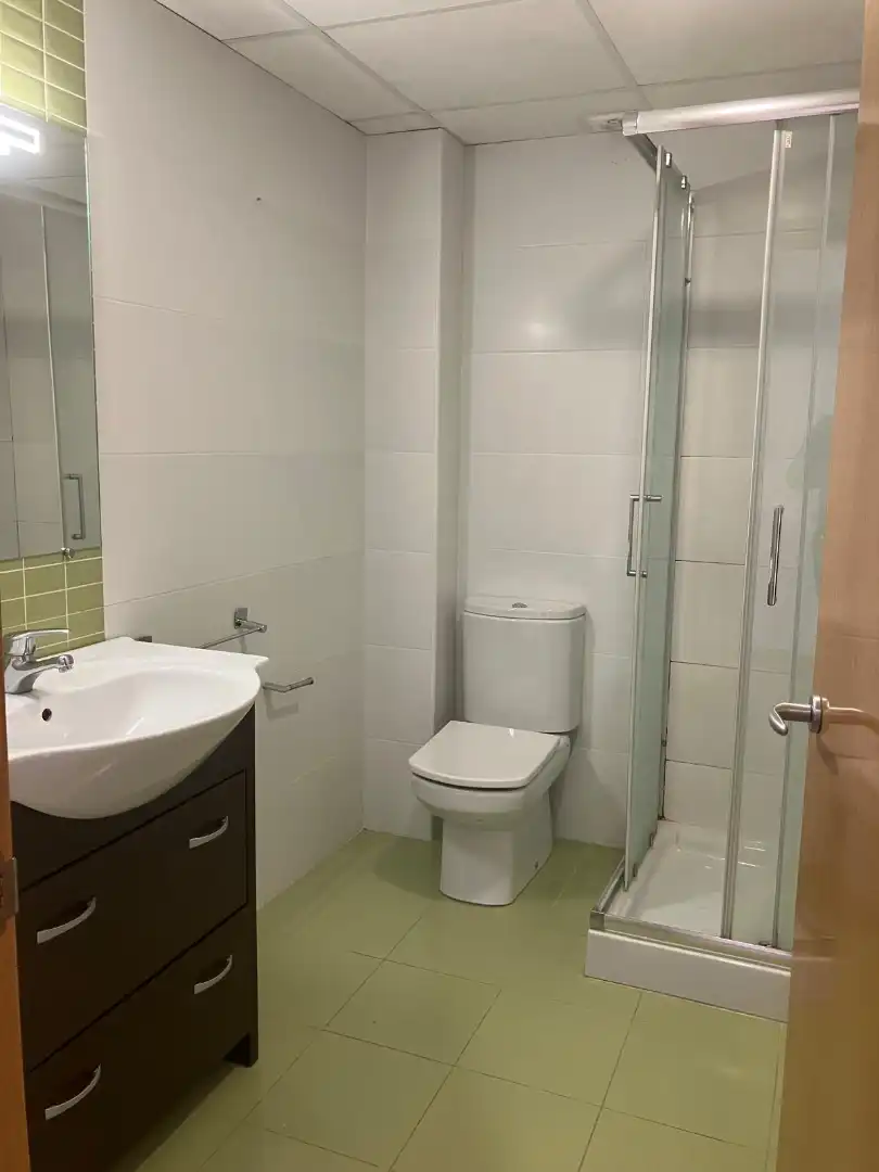 Baño de Ático en venta en Fraga con Aire acondicionado, Calefacción y Terraza