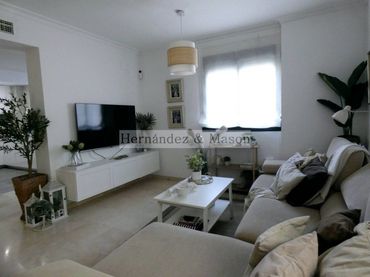 Doppelhaushälfte mit Garten zum Verkauf in Avenida Inmaculada Concepción