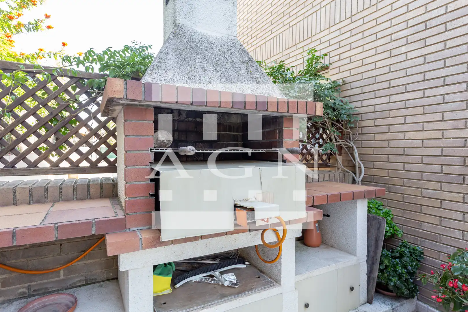 Jardí de Casa o xalet en venda en Cambrils amb Aire condicionat, Calefacció i Jardí privat