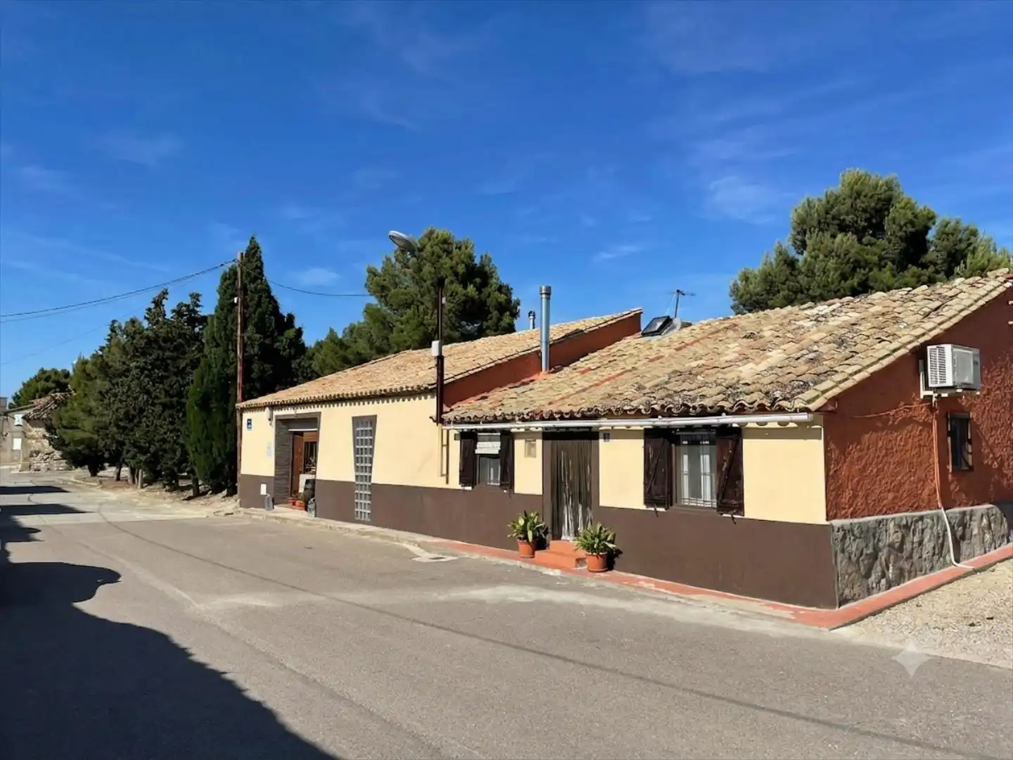 Vista exterior de Casa o chalet en venta en Sierra de Luna con Trastero y Amueblado