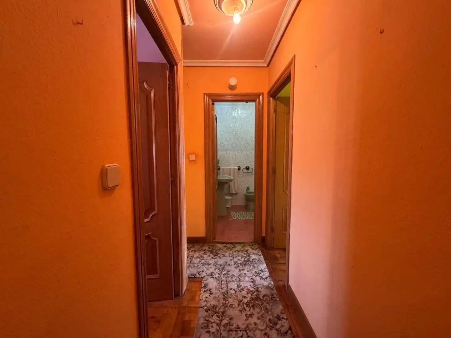 Pis en venda en Los Corrales de Buelna  amb Calefacció, Parquet i Terrassa