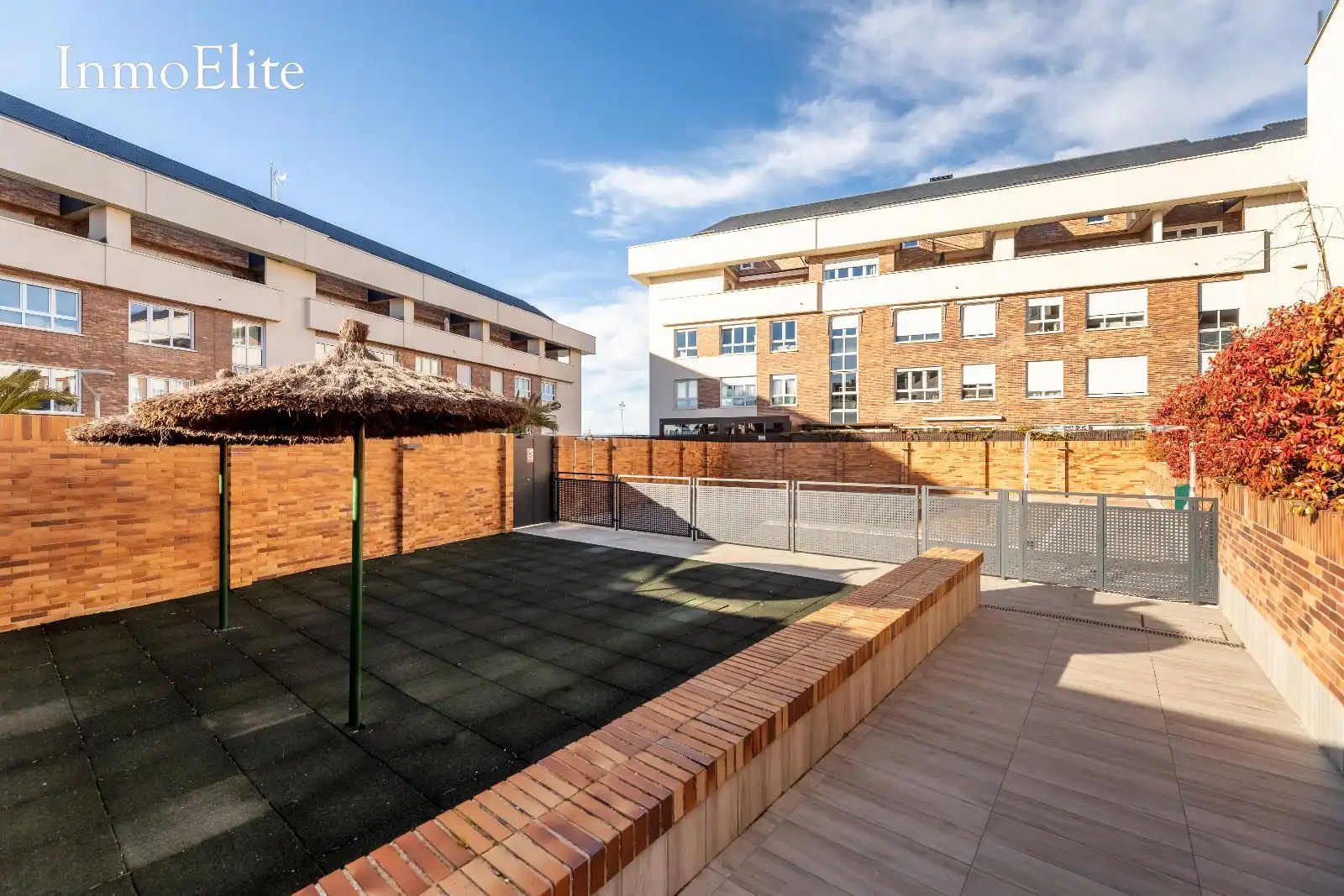 Terrasse von Dachboden zum Verkauf in Majadahonda mit Klimaanlage, Heizung und Parkett