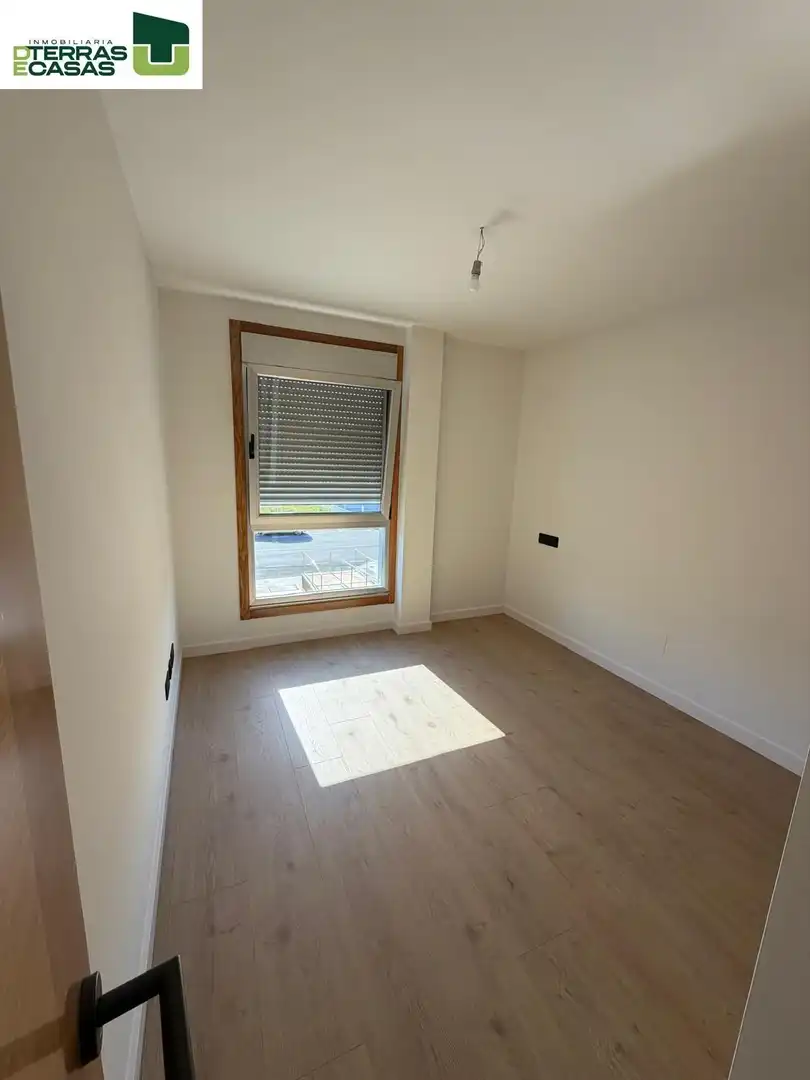 Schlafzimmer von Wohnung zum Verkauf in A Illa de Arousa 