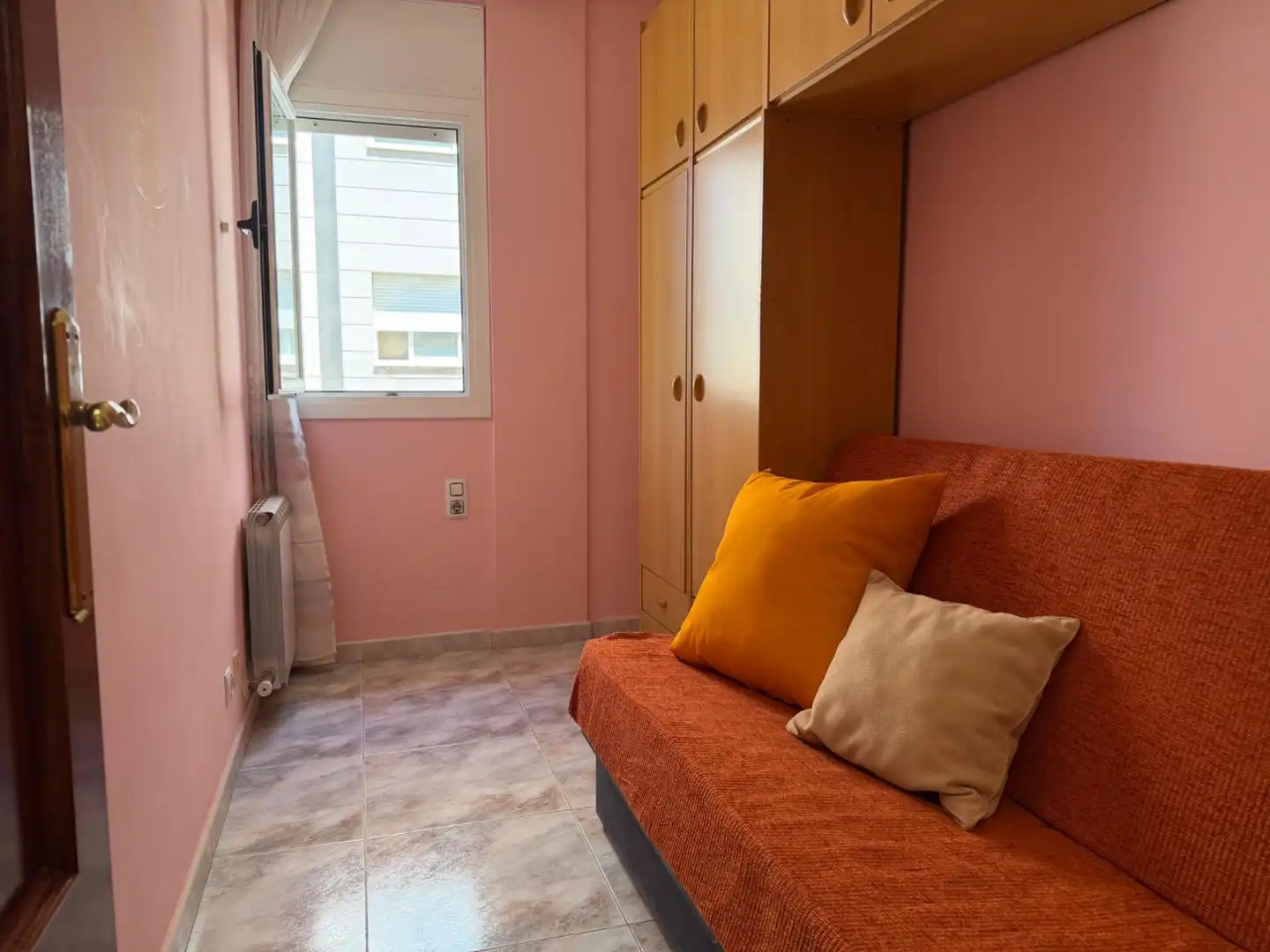 Habitación de Piso en venta en Mataró con Calefacción y Balcón