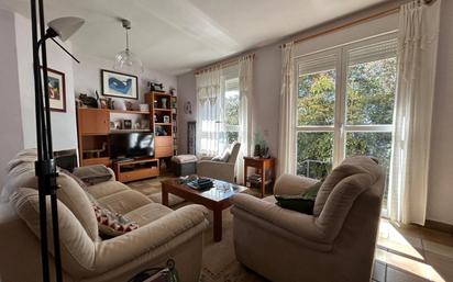 Living room of Single-family semi-detached for sale in Galapagar  with Heating, Private garden and Community pool