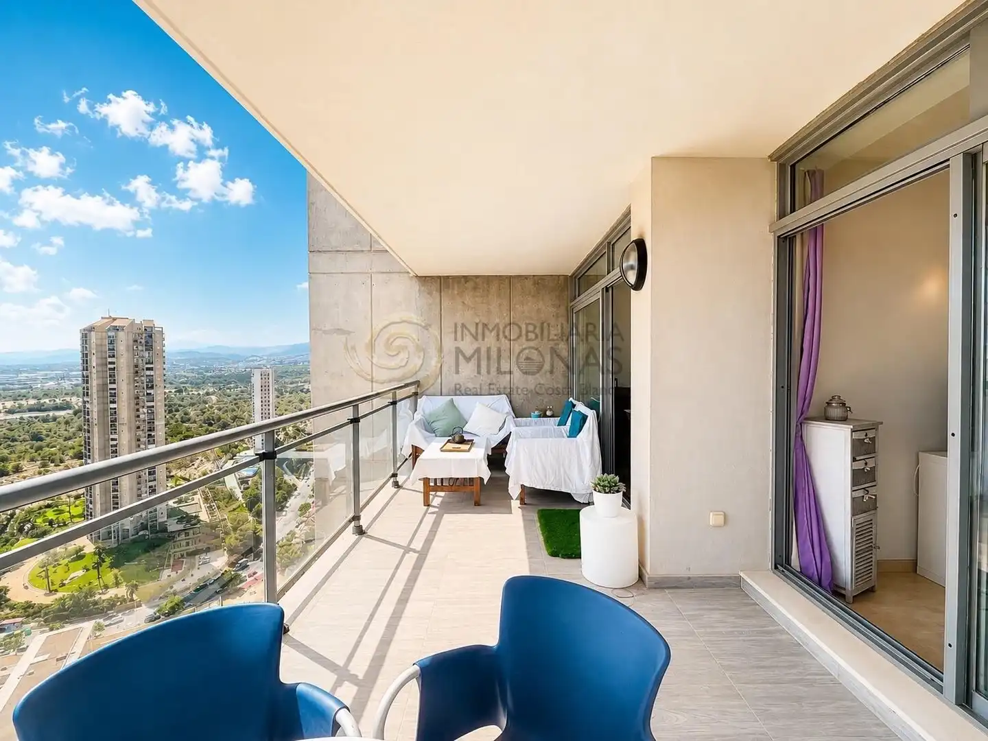 Apartamento con piscina en venta en Via Parque, imagen 17