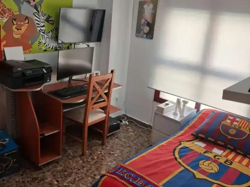 Dormitori de Casa adosada en venda en Sagunto / Sagunt amb Aire condicionat i Piscina